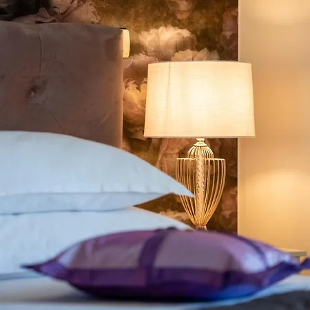 Apartmán Luxa 5 Min Old Town, 10 Min Airport *