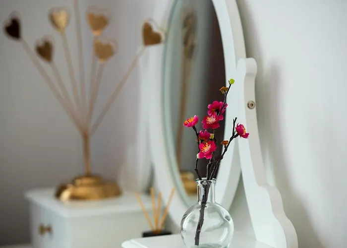 Apartment Luxa 5 Min Old Town, 10 Min Airport