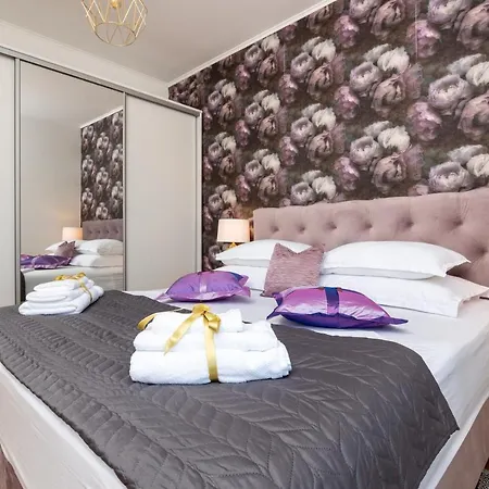 Luxa 5 Min Old Town, 10 Min Airport * Traù
