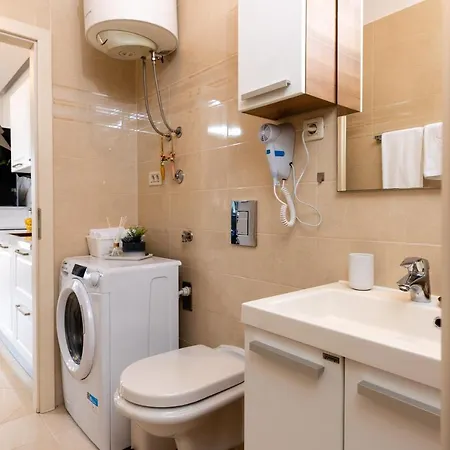 Apartament Luxa 5 Min Old Town, 10 Min Airport Trogir