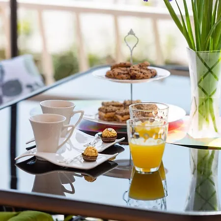 Luxa 5 Min Old Town, 10 Min Airport شقة تروغير