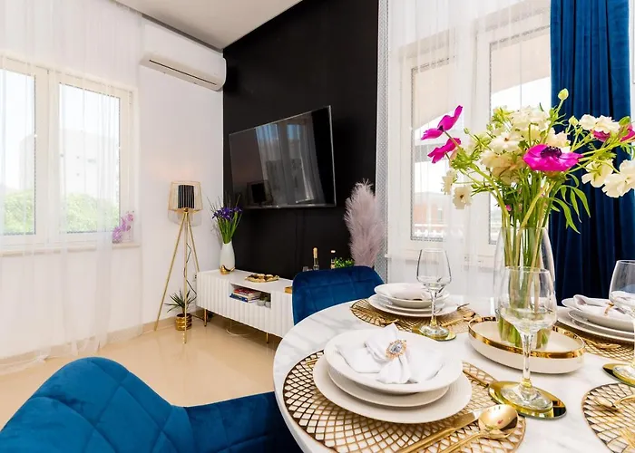 公寓 Luxa 5 Min Old Town, 10 Min Airport *