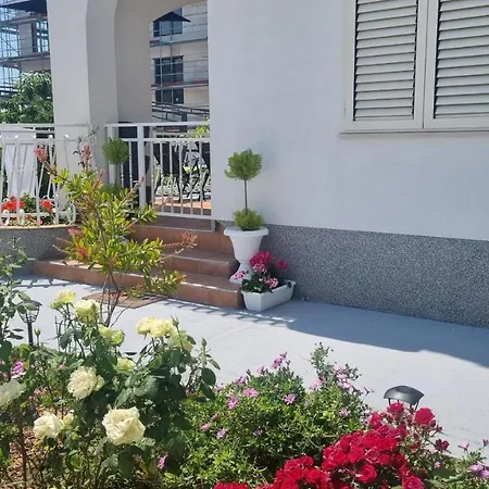 Apartment Luxa 5 Min Old Town, 10 Min Airport Trogir